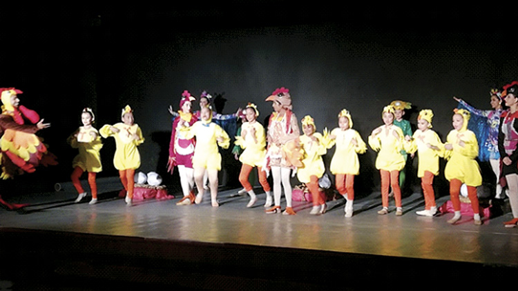 Escuela Nacional de Ballet concluye curso