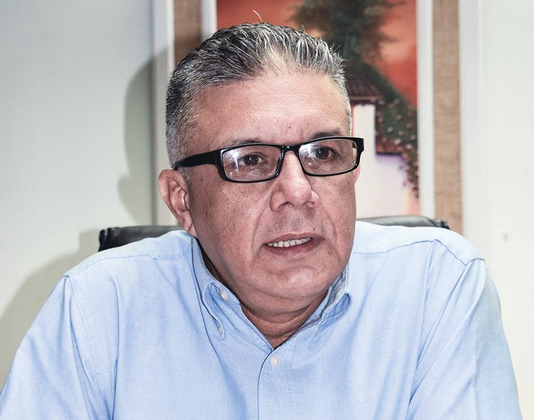 Gobierno reivindica derecho al agua