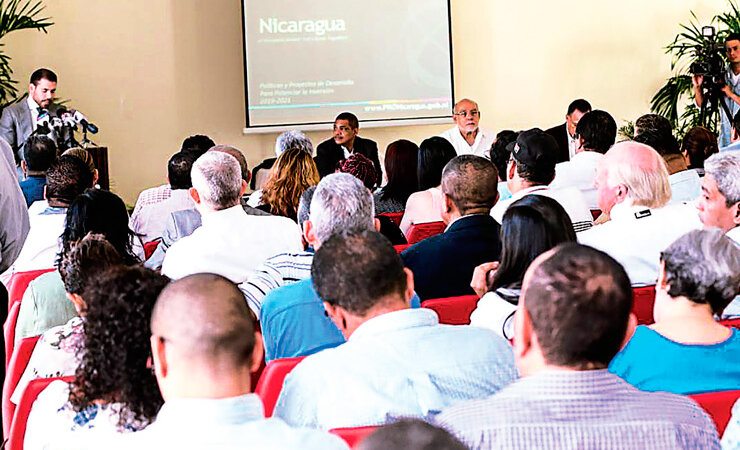 Gobierno presenta políticas y proyectos de desarrollo