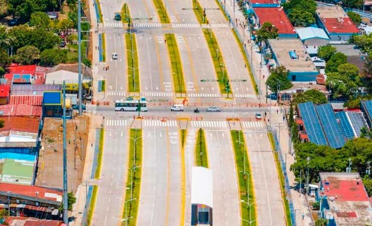 Inician construcción del tramo II y III de la Pista Héroes de la Insurrección